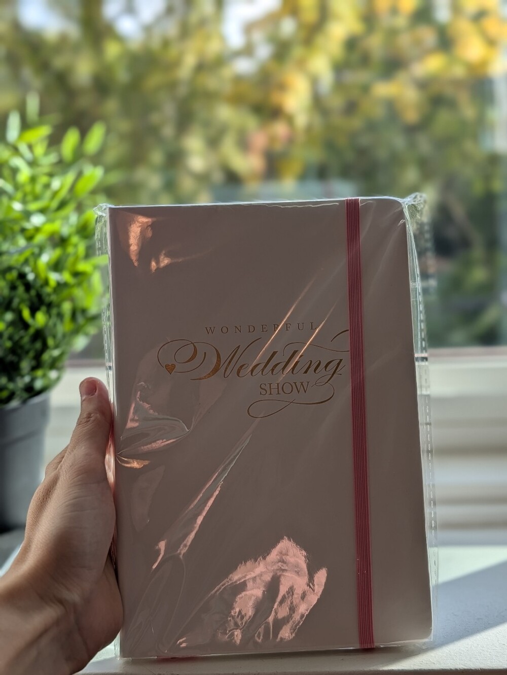 NWT Wedding Show Pink Notebook with Elastic Band
